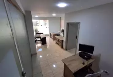 عقارات للإيجار - 2 غرف - بالدور 1