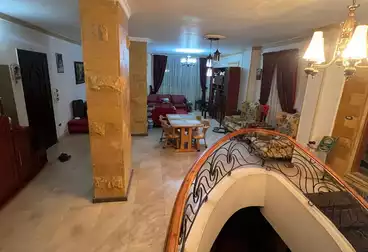 شقق للبيع - 3 غرف - بالدور 0