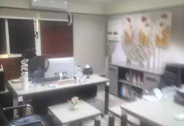 عقارات للإيجار - 7 غرف - بالدور 8