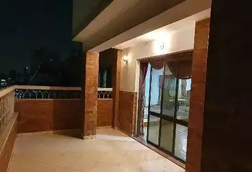 شقق للبيع - 5 غرف - بالدور 12