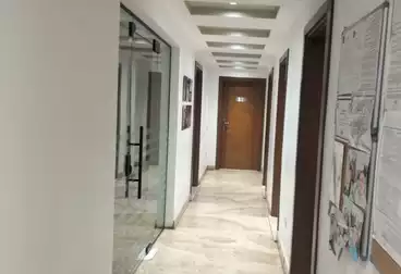 Offices For rent - 6 rooms - floor 5