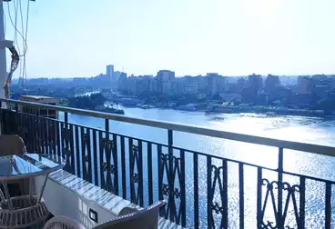 Furnished Apartment For rent - 3 rooms - floor 10