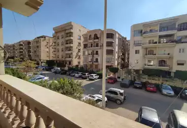 عقارات للبيع - 3 غرف - بالدور 1