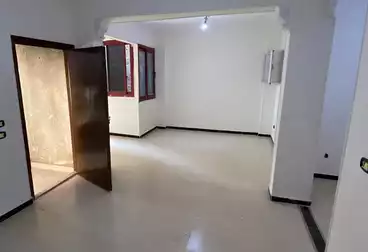 Apartments For sale - 2 rooms - floor 5