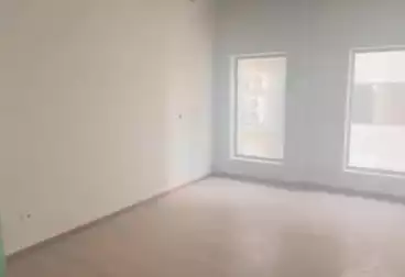 مبنى إداري للإيجار - 50 غرف