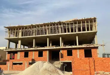 شقق للبيع - 4 غرف - بالدور 1