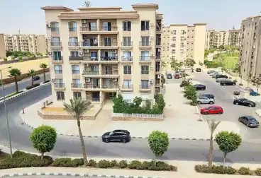 شقق للإيجار - 3 غرف - بالدور 3