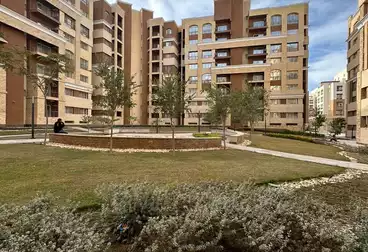 شقق للبيع - 2 غرف - بالدور 5