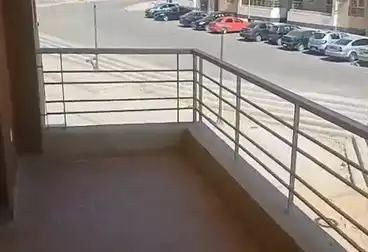 عقارات للبيع - 3 غرف - بالدور 1