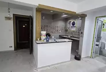 شقق للبيع - 3 غرف - بالدور 1