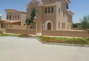 فلل للبيع - 4 غرف