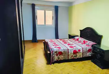 Furnished Apartment For sale - 2 rooms - floor 16