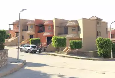 فلل للبيع - 5 غرف