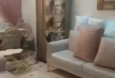 undefined undefined - 2 rooms - floor 4