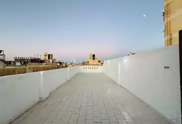 Apartments For sale - 2 rooms - floor 5