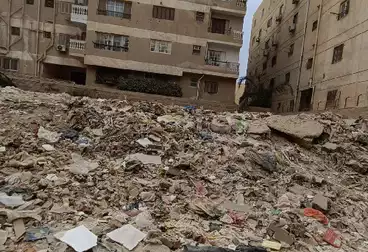 أرض تجارية للبيع