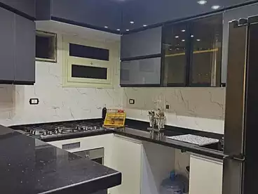 Apartments For sale - 3 rooms - floor 8