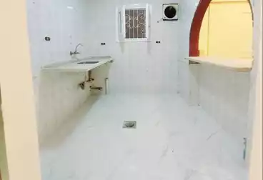 شقق للبيع - 3 غرف - بالدور 0