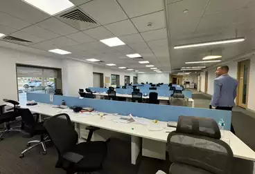 Offices For rent - 1 rooms - floor 5