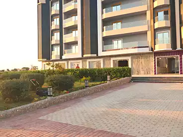 شقق للبيع - 1 غرف - بالدور 1
