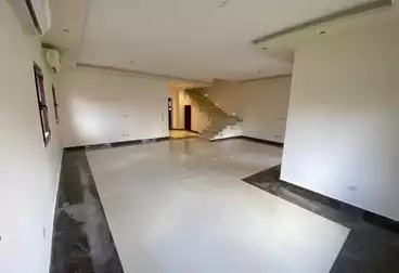 توين هاوس للإيجار - 4 غرف