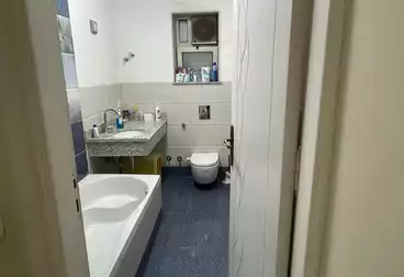 إداري للإيجار - 3 غرف - بالدور 8