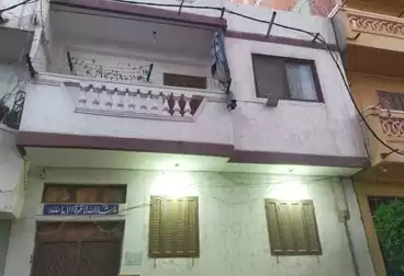 Building For sale - 3 rooms