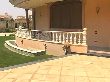فيلا منفصلة للبيع - 5 غرف