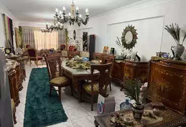 Apartments For sale - 3 rooms - floor 8