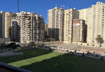 عقارات للبيع - 3 غرف - بالدور 5