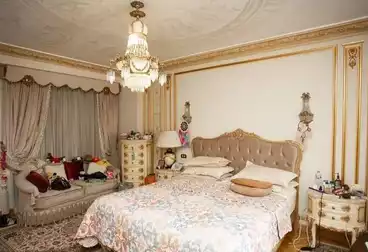 Furnished Apartment For sale - 3 rooms - floor 6