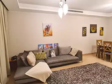 شقق للإيجار - 2 غرف - بالدور 0
