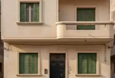 Building For sale - 3 rooms