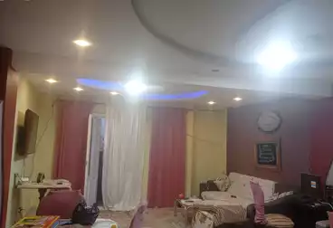 عقارات للبيع - 2 غرف - بالدور 8