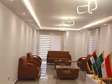 مقر إداري للإيجار - 12 غرف - بالدور 5