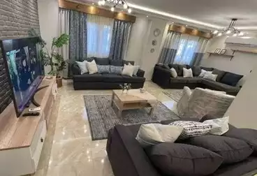 شقق مفروشة للبيع - 3 غرف - بالدور 8