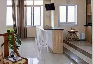 Furnished Apartment For rent - 2 rooms - floor 17