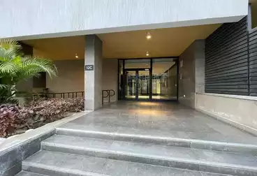 شقق للبيع - 3 غرف - بالدور 4