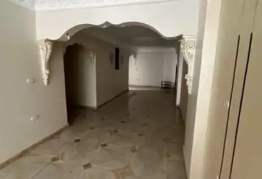 عقارات للبيع - 4 غرف - بالدور 5