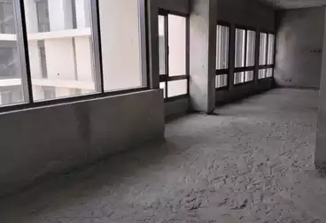 مكاتب للإيجار - 1 غرف - بالدور 2