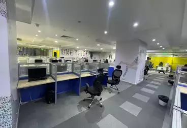 Corporate Branch For rent - 20 rooms - floor 18