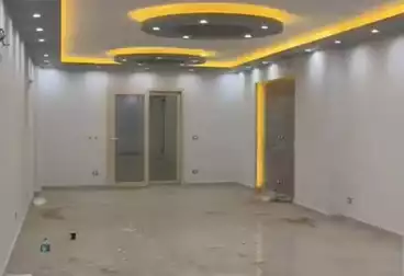 إداري للإيجار - 3 غرف - بالدور 3