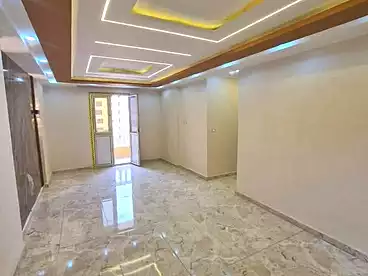 شقق للبيع - 3 غرف - بالدور 9