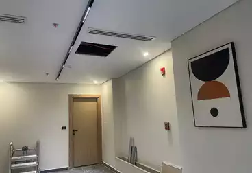 إداري للإيجار - 15 غرف - بالدور 0