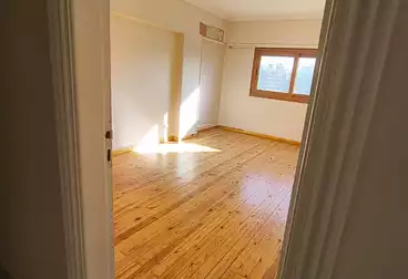 Apartments For rent - 3 rooms - floor 8