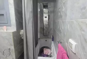 عقارات للبيع - 3 غرف - بالدور 7