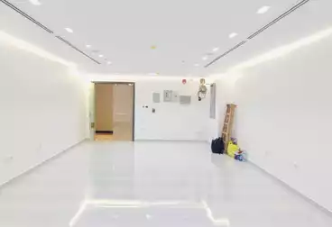 مكاتب للإيجار - 2 غرف - بالدور 1