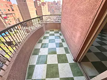 Apartments For sale - 2 rooms - floor 4