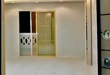 Apartments For sale - 3 rooms - floor 4