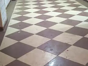 Apartments For sale - 2 rooms - floor 1